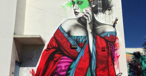 street art,woman